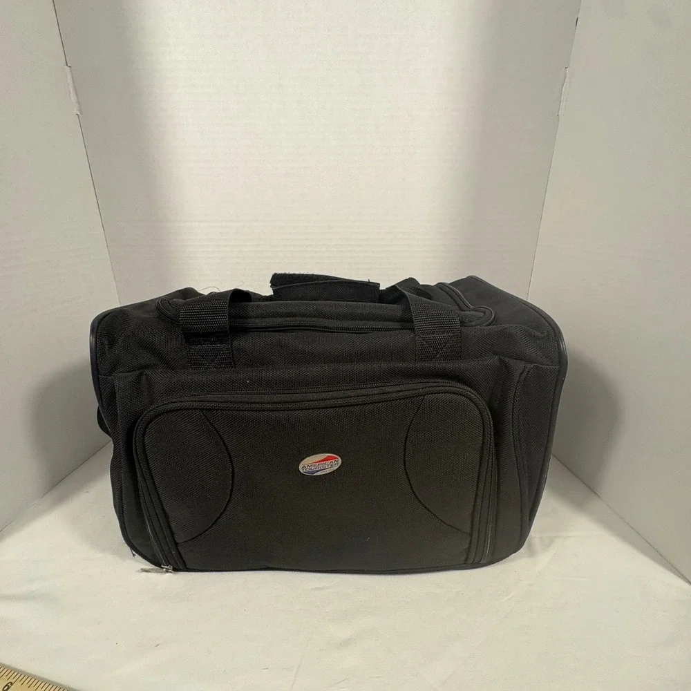American Tourister Black Small Travel Duffel Bag Carry On Personal Item KL-59